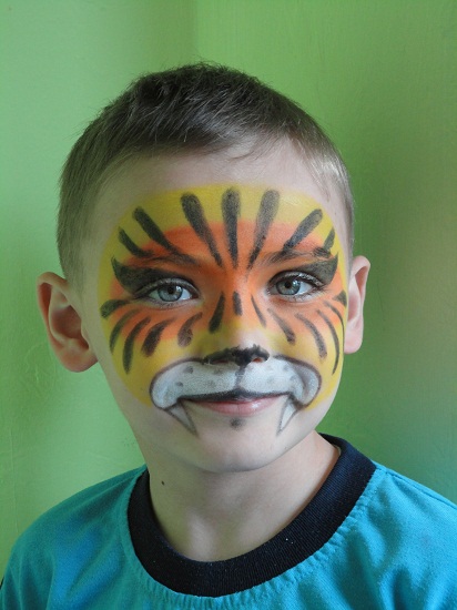 5675560aba8ff_FacePaintingDesigns.JPG.cd