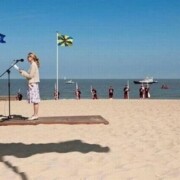 Присмотрись, на фото не то что тебе показалось с первого взгляда Присмотрись, на фото не то что тебе показалось с первого взгляда
