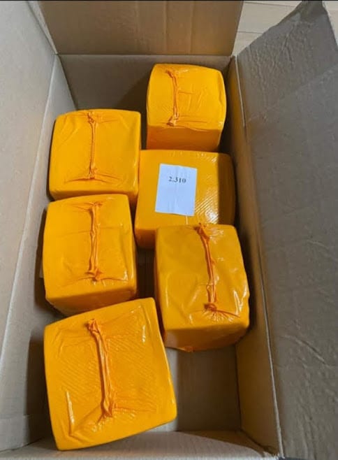 Сирний продукт”Український”, 50% жиру в сухій речовині, кр