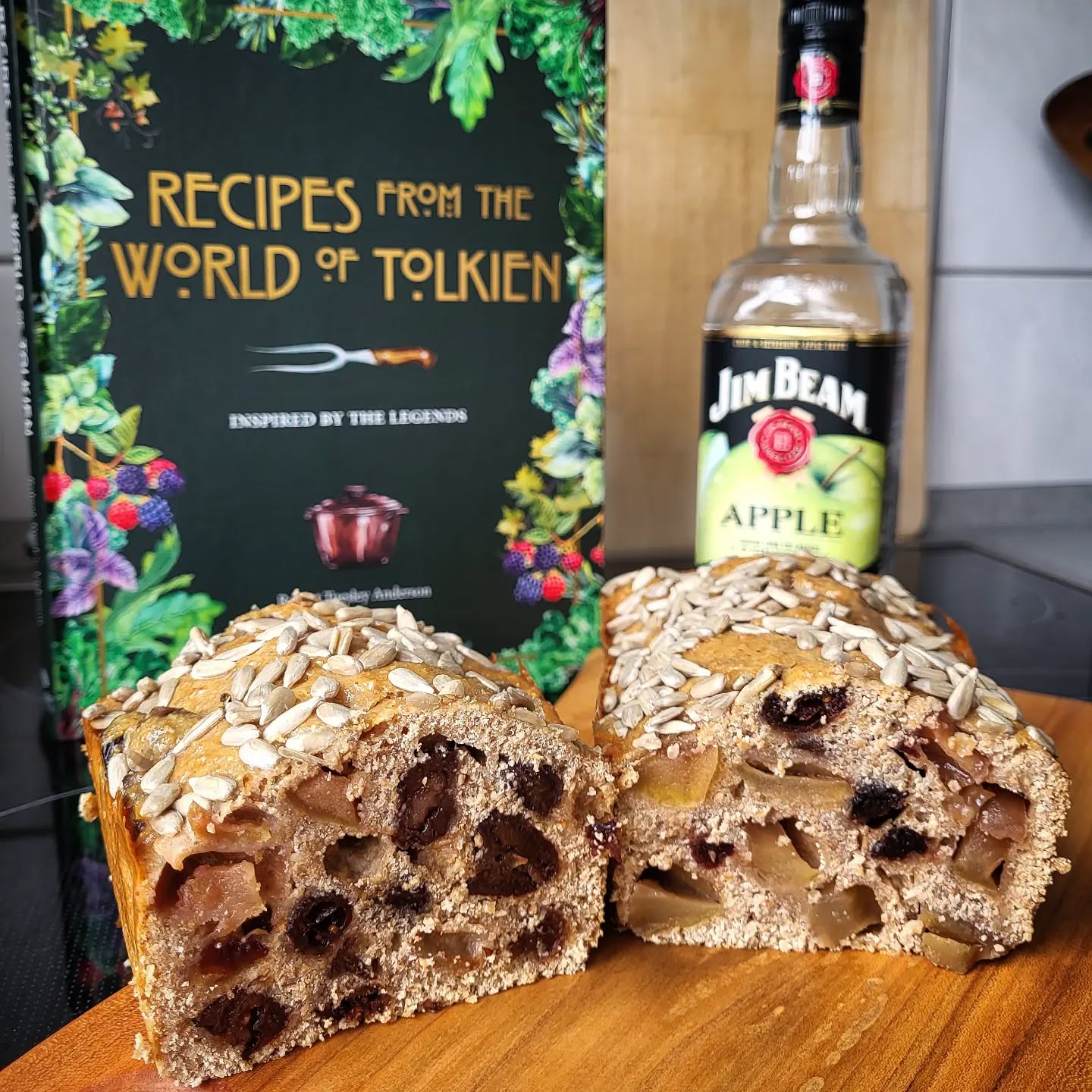 Рецепты из мира Средиземья: Вдохновленные легендами Толкина