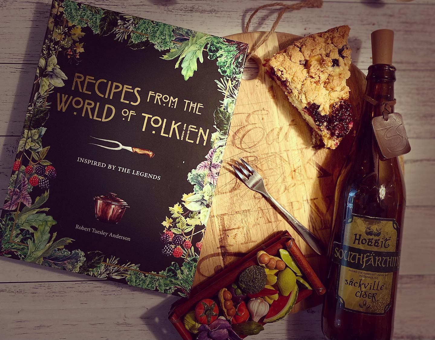 Рецепты из мира Средиземья: Вдохновленные легендами Толкина