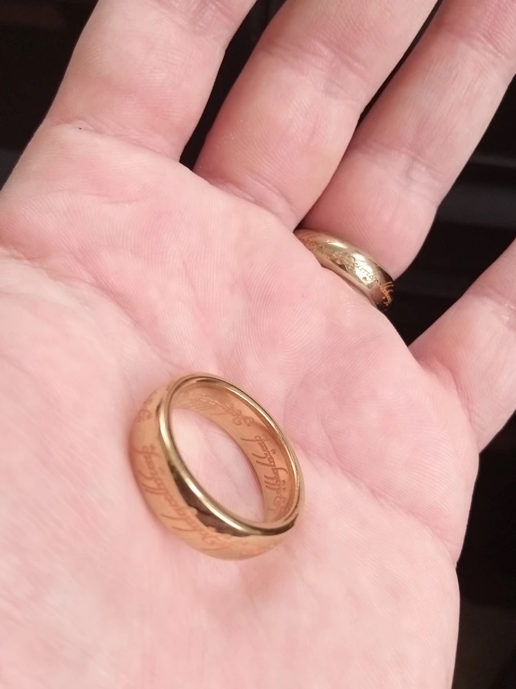 Кольцо Властелин колец со светящимися рунами