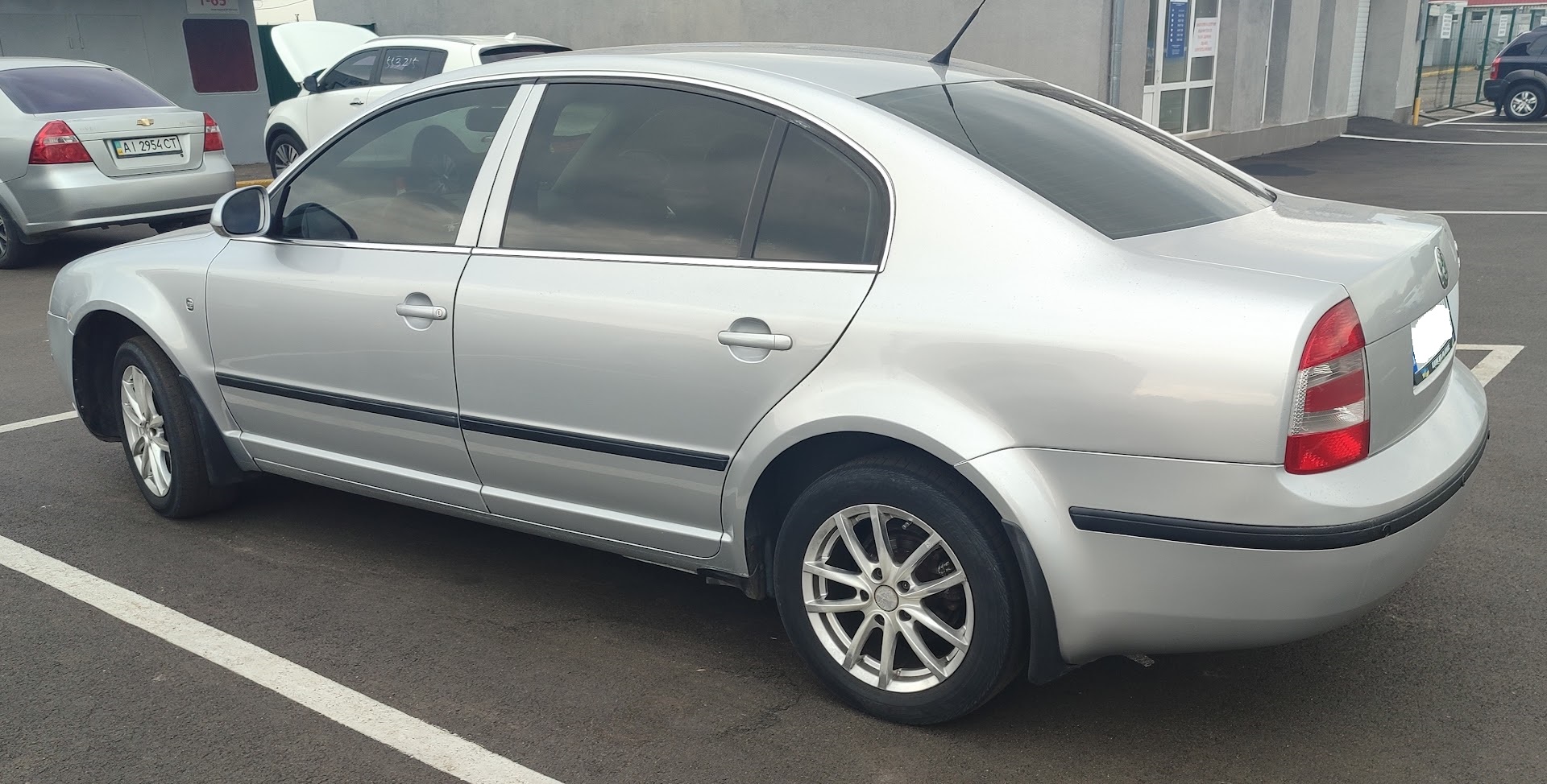 Аренда авто с выкупом Шкода Супер Б Киев