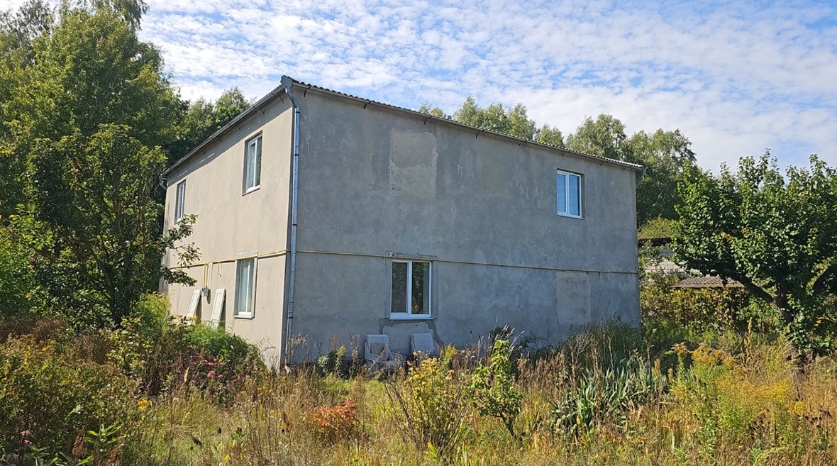 Будинок поруч з лісом – 69 км до столиці