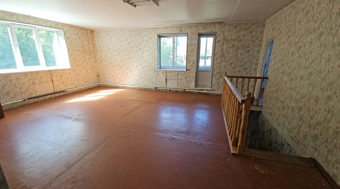 Будинок поруч з лісом – 69 км до столиці