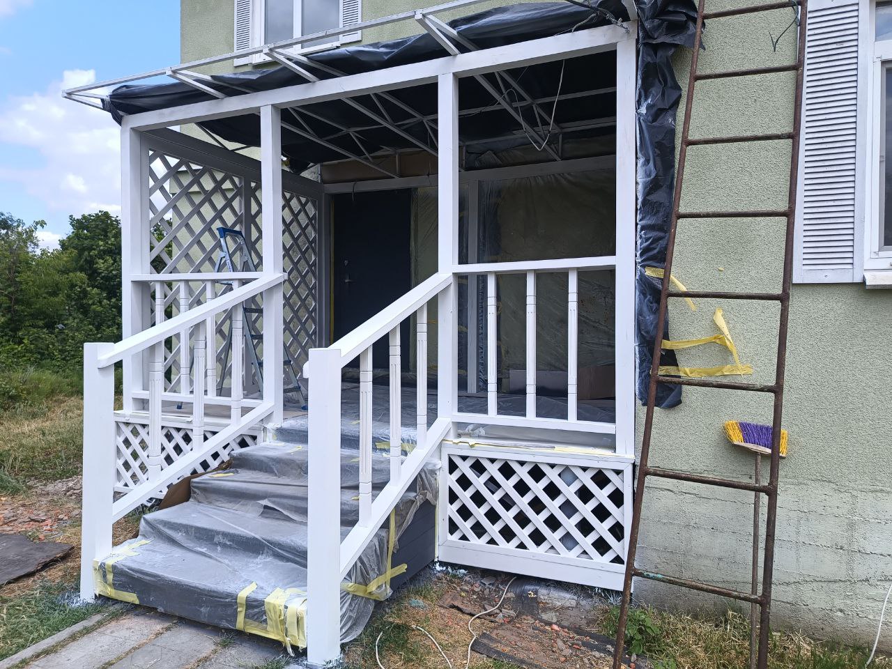 Кровельщики ремонт крыш мелкий и капитальный