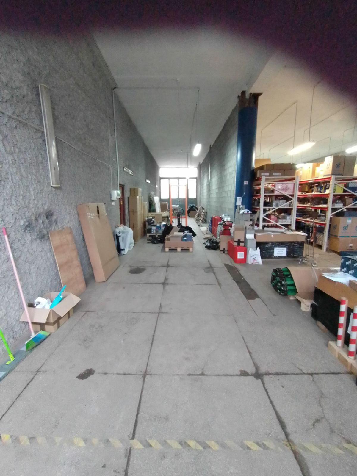 Оренда приміщення 300 м кв на 2-му поверсі з електропідіймач