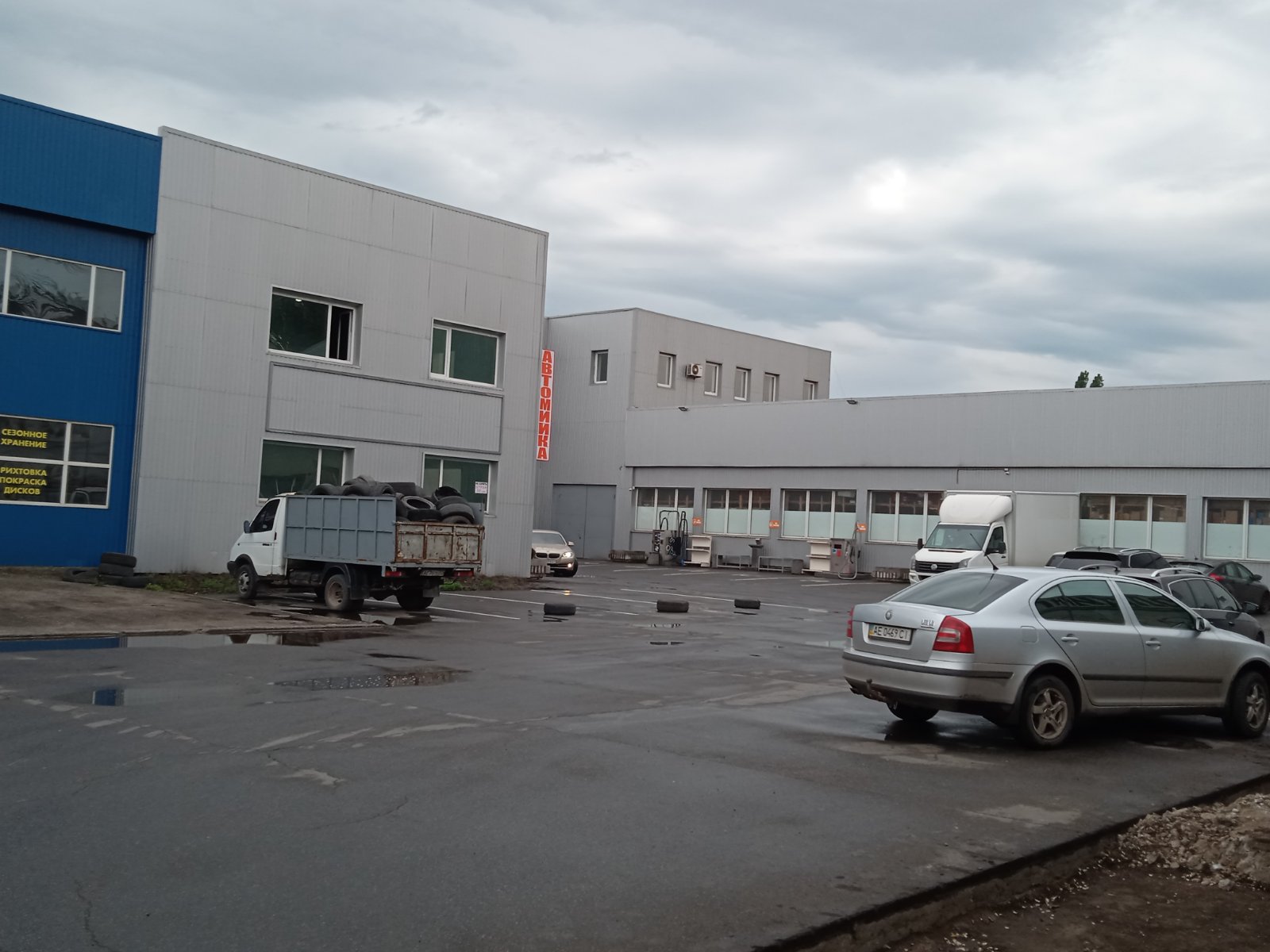 Здається в оренду кафе в атомобільному комплексу р-н Автовок