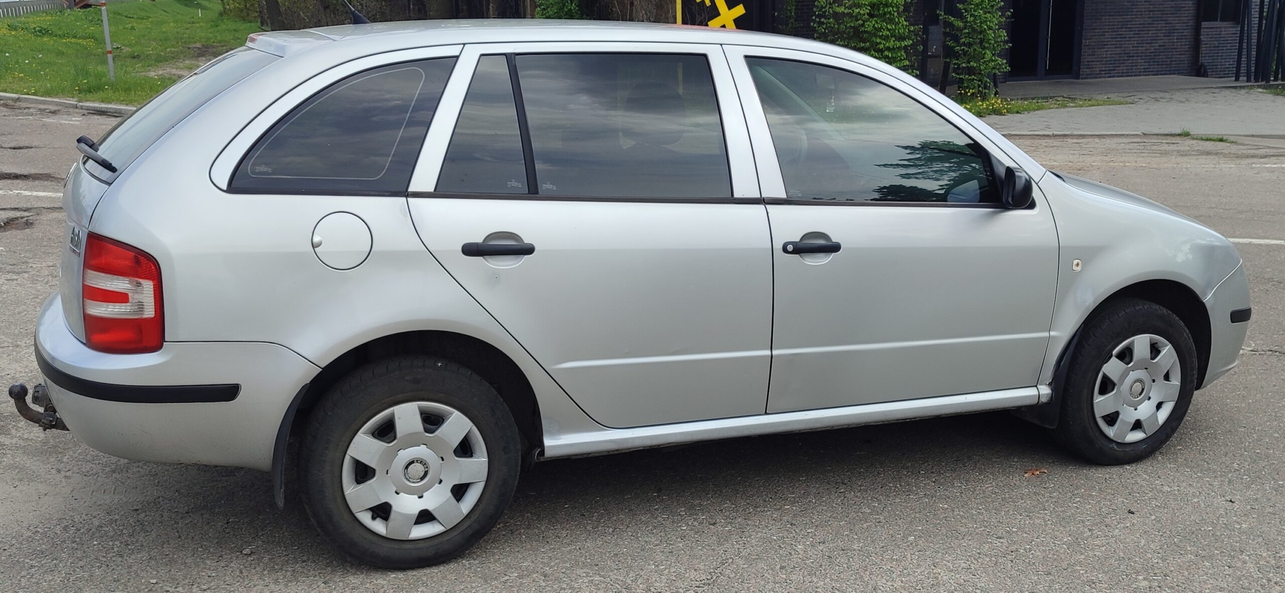 Аренда авто с выкупом Шкода Фабия универсал Киев