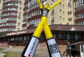 Аеромен вивіска магазину каварні